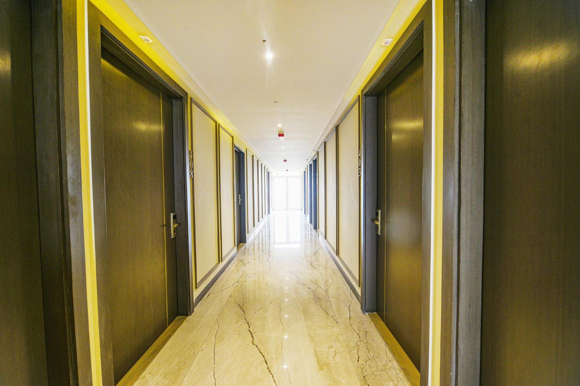 Fabhotel Prime Qotel Janakpuri Delhi  Exterior photo